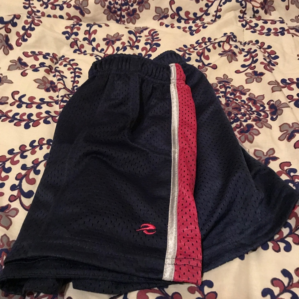 Shorts - Picture 3 of 3